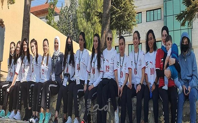 فدائيات فلسطين في مهمة صعبة أمام المارد الياباني "الخميس"