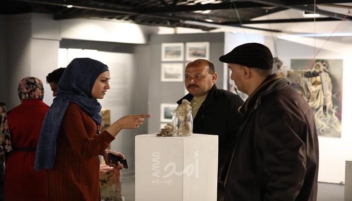 "خيال الظل" معرض فني جماعي لـ10 فنانين من غزة - صور