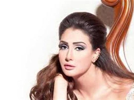غادة عبد الرازق تفاجئ جمهورها وتغلق حسابها بالفيس بوك وتويتر