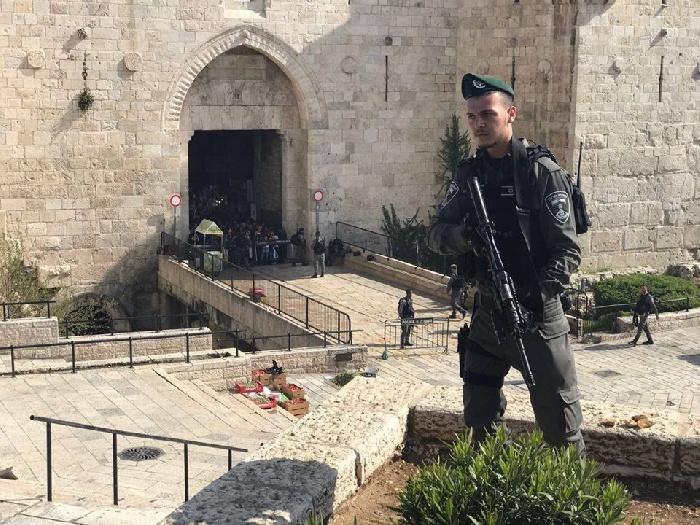 قوات الاحتلال تشن حملة اعقالات في القدس المحتلة