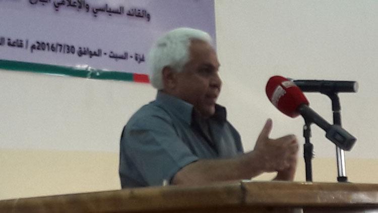د.البوجي يفتح نوافذ غسان كنفاني على حدائق الذاكرة