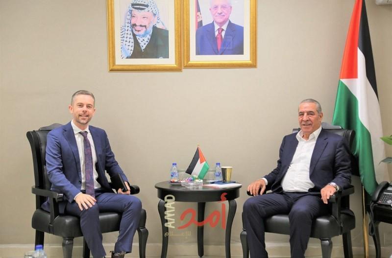 الشيخ يبحث مع ممثل أستراليا لدى فلسطين "آخر المستجدات السياسية"
