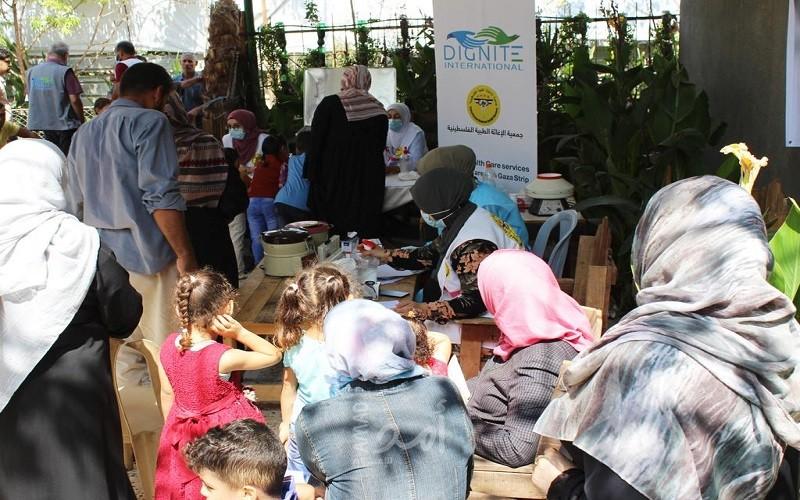 الإغاثة الطبية: العيادات المتنقلة تواصل تقديم خدماتها الطبية فى قطاع غزة