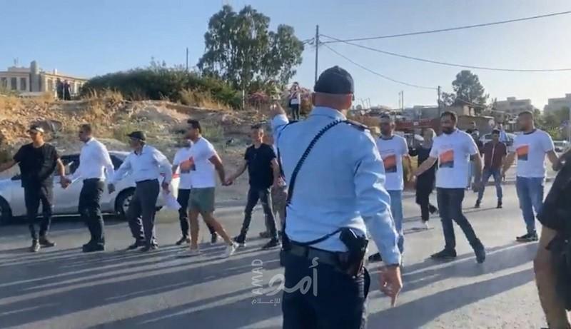 القدس: "حاصر حصارك".. سلسلة بشرية في الشيخ جراح