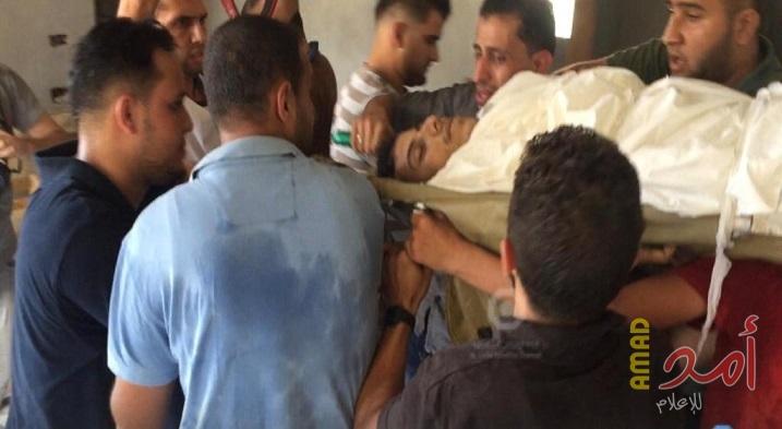 بالصور .. تشييع جثمان الشهيد أحمد عمر في قطاع غزة