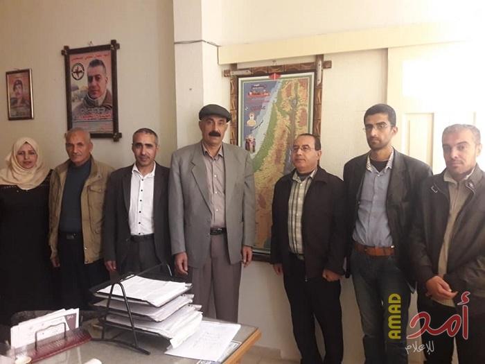 لجنة لاجئى خانيونس تزور النضال الشعبى