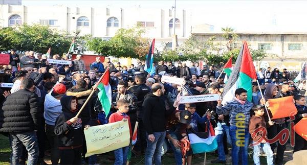 بالصور .. الشعبية تنظم وقفة جماهيرية حاشدة في حي الشجاعية احتجاجاً على الأوضاع الراهنة