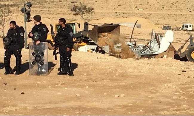 الشرطة الاسرائيلية تهدم مسجدا في "رخمة" بالنقب