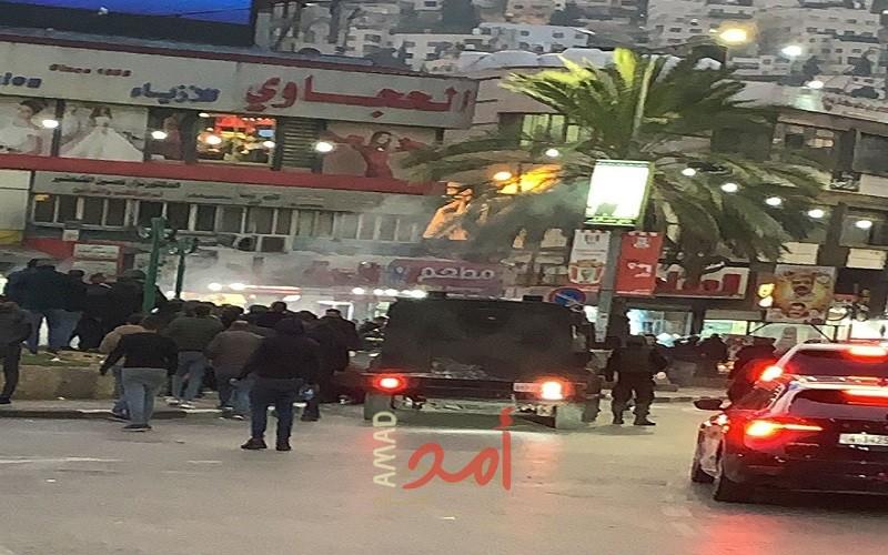 مصدر أمني يوضح ما جرى في ميدان الشهداء وسط نابلس