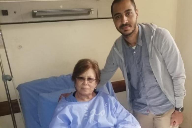 وفد من الديمقراطية يزور الفنانة "لطيفه يوسف" في مستشفى فلسطين بالقاهرة