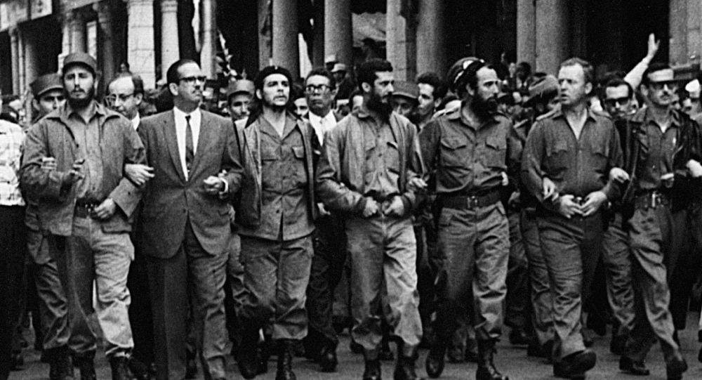 كوبا تعلن وفاة رفيق الزعيم كاسترو قائد ثورة محو الأمية