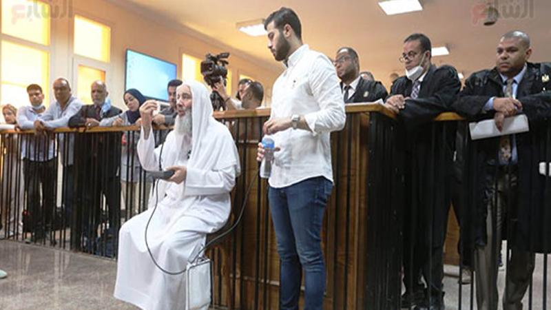 خلال شهادته في المحكمة .. محمد حسان: تمنيت أن يتنازل الإخوان عن الحكم حقنا للدماء (فيديو)