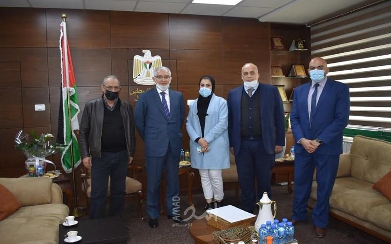 رام الله: وزير العمل والسفير التركي يبحثان سبل التعاون المشترك