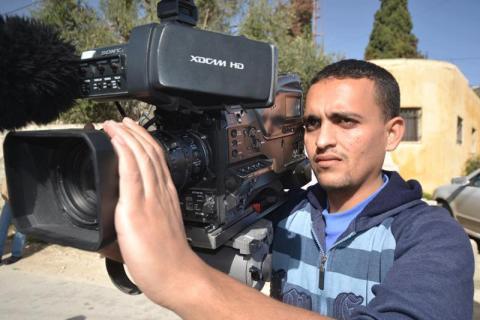 قوات الاحتلال تعتقل الصحفي محمد عوض من رام الله