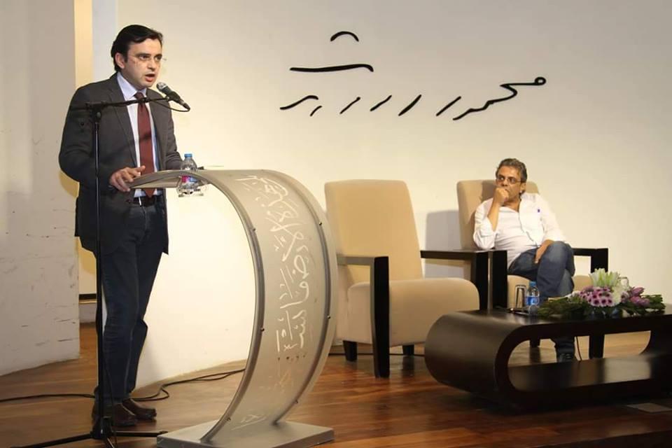 حفل توقيع كتاب " في الحرب.. بعيداً عن الحرب" للشاعر خالد جمعة