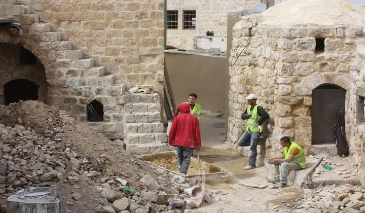 تأهيل وإعادة إحياء البلدة القديمة في حجة  الاعتماد على "العونة" كطريقة عمل وأسلوب حياة
