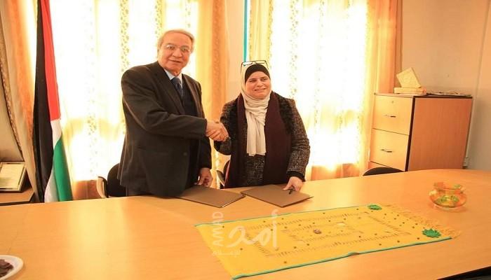 مركز الشيخ خليفة وتجارة وصناعة نابلس يوقعان اتفاقية تعاون بمجال النجارة الحديثة