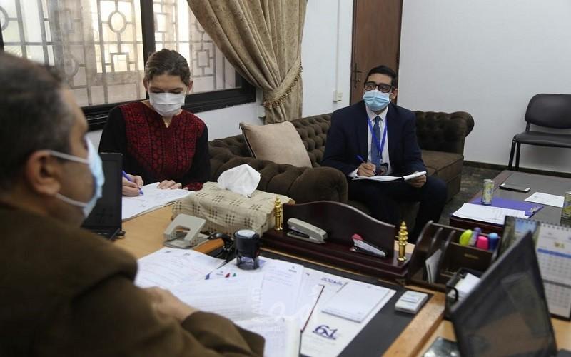 غزة: التفتيش القضائي والصليب الأحمر يبحثان عقوبات بديلة عن احتجاز النزلاء