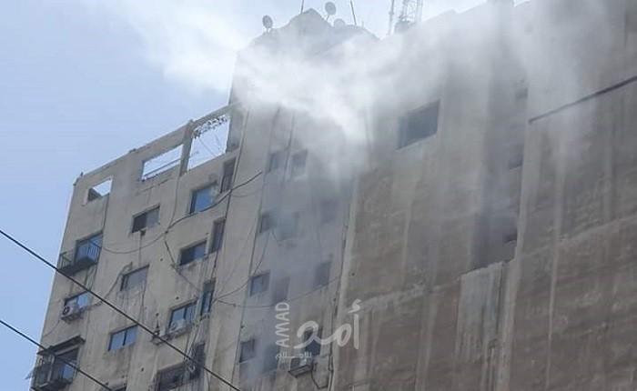 اندلاع حريق بمولد كهربائي في برج الشروق وسط غزة