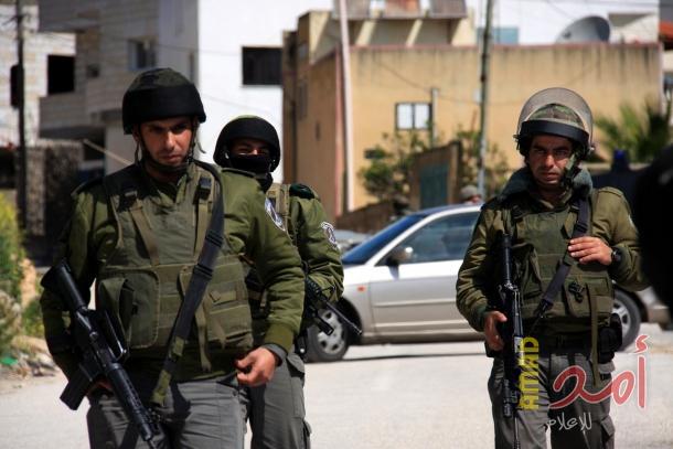 قوات الاحتلال تقتحم قرية أم صفا شمال غرب رام الله