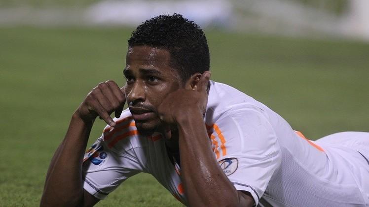 السعودي الشمراني يتوج بجائزة أفضل لاعب في آسيا