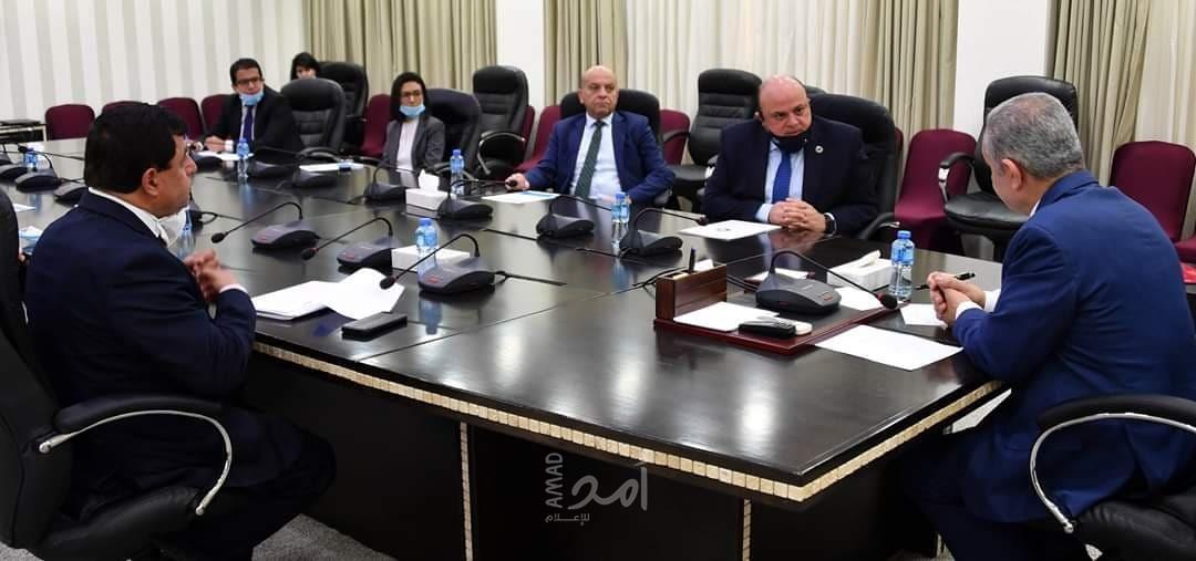 الشوّا لـ "أشتية": نوازن ما بين الإجراءات الصحية ومصلحة المواطن وحفظ السلامة المصرفية