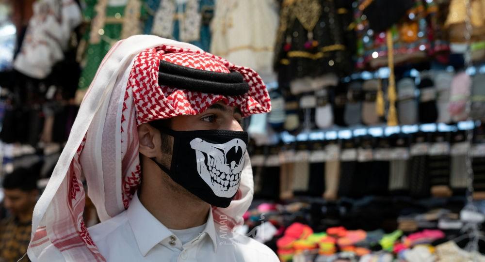 بالفيديو.. فنان خليجي شهير يتحدث عن إصابته بفيروس "كورونا"