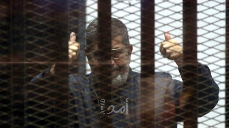 جماعة الإخوان في مصر تدعو للحشد في جنازة محمد مرسي‎