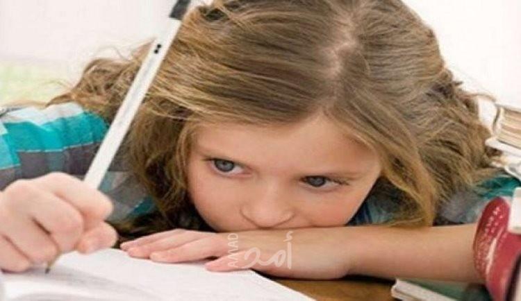 طفلة تكتب رسالة بطول 15 مترا لجارتها بهدف استعادة لعبها... صور