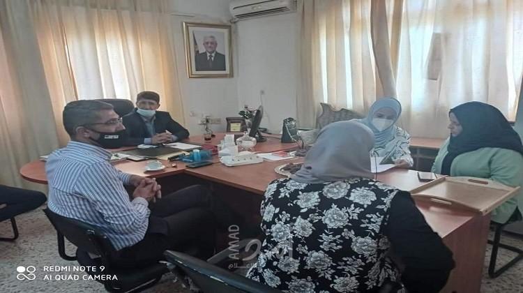 تنمية اريحا توقع مشاريع تمكين اقتصادي ومشروع زراعي لبيت الاجداد وتنمية يطا توزع طرود غذائية