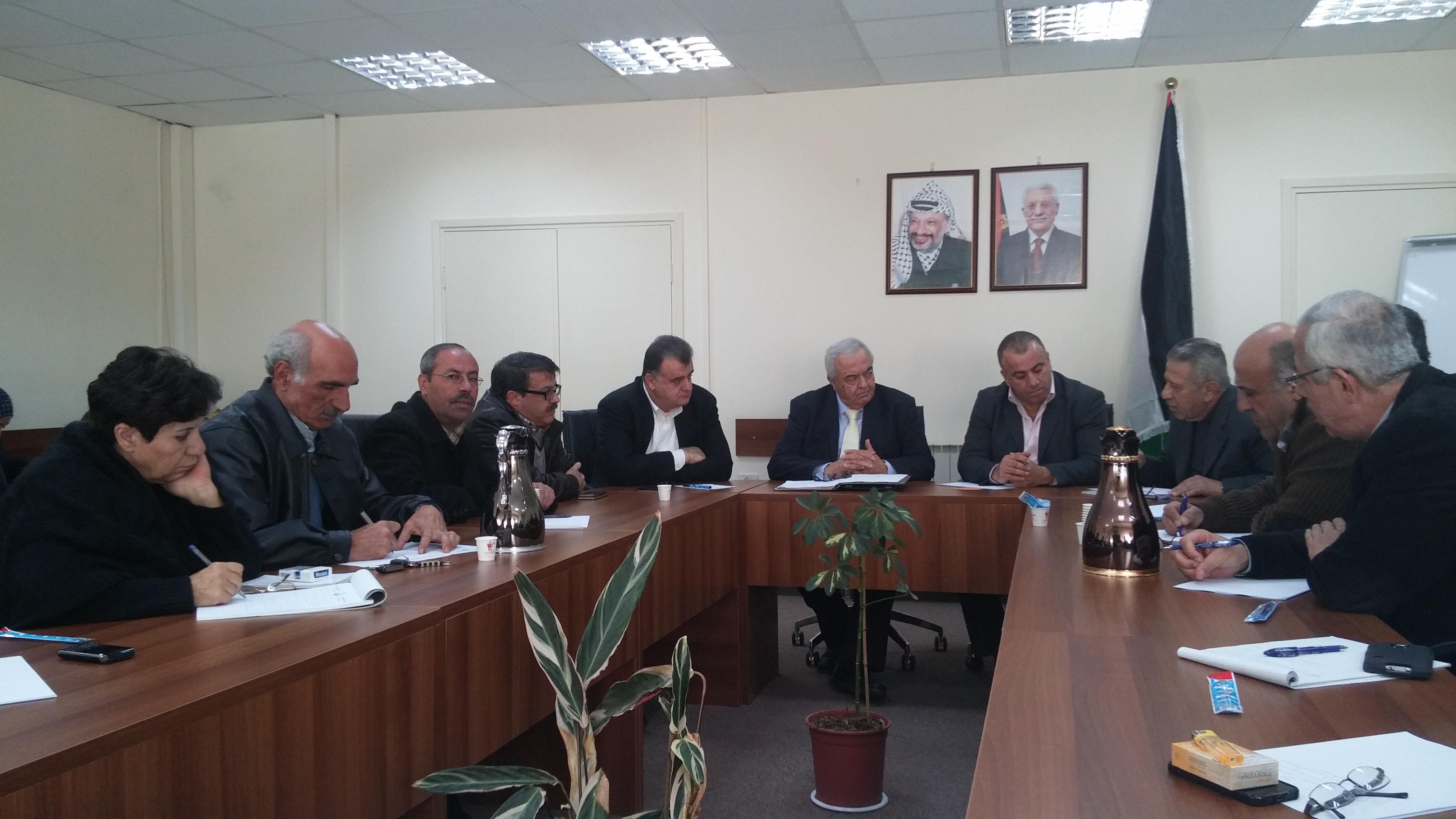 وزارة العمل تعقد اجتماع للجنة الوطنية للاجور لمناقشة مدى التقييد بتنفيذ قرار قانون الحد الادنى للاجور