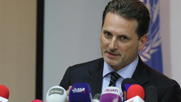 "كرينبول" يتفقد مخيمي عين الحلوة والرشيدية بلبنان