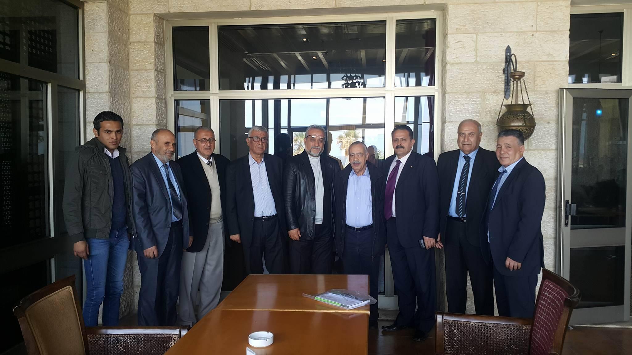 الشخصيات المستقلة تهدد بالنزول للشوارع تزامناً مع حوار المصالحة
