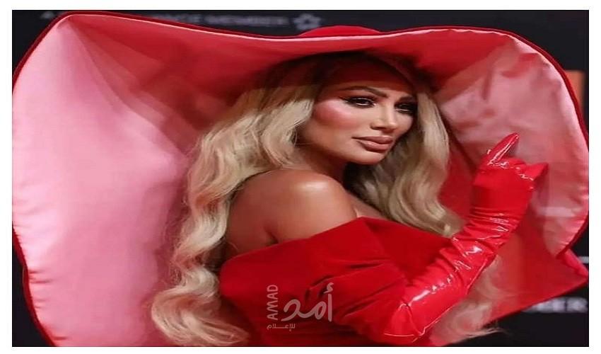 صورة غريبة لمايا دياب وإنجي علي في مهرجان الجونة تفجر موجة من السخرية