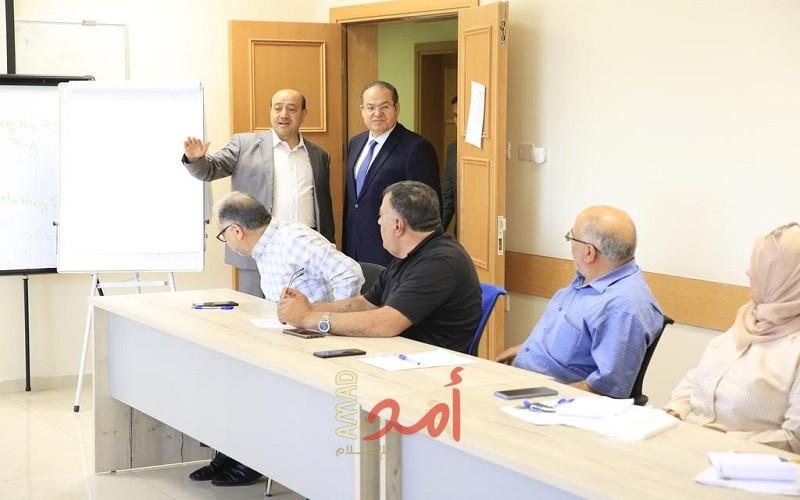 المدرسة الوطنية: أبو زيد يطلع مستشار الرئيس على آخر التطورات في مجال الإدارة العامة