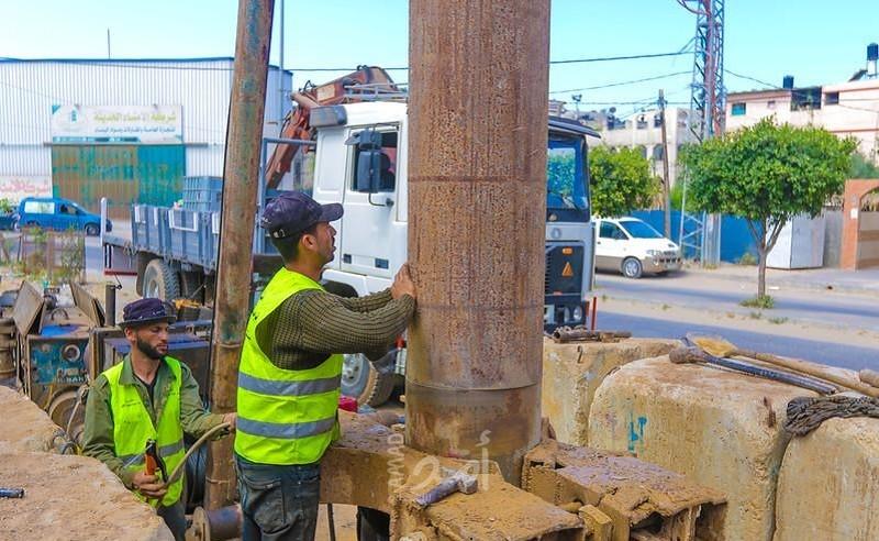 بلدية غزة والهيئة العربية توقعان اتفاقية لحفر "بئر مياه" في حي الزيتون