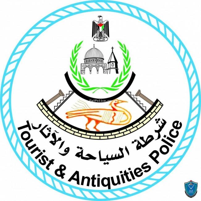 شرطة السياحة والأثار تضبط قطع أثرية لدى أحد المواطنين في بيت لحم