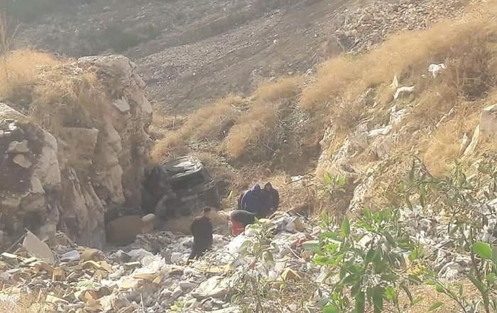 حادث سير يتسبب بانقلاب سيارة في "وادي الباذان" بنابلس