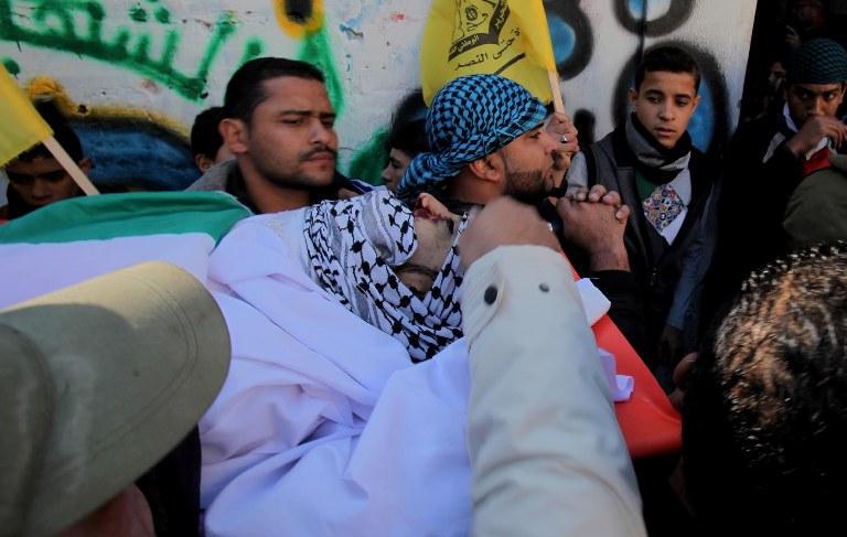بالصور :غزة تودع الشهيد هاني واهدان