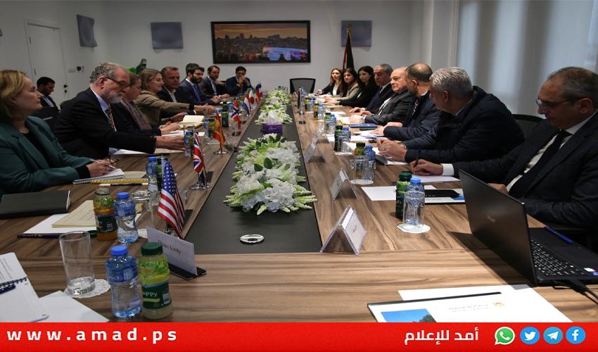 الشيخ وبشارة يلتقيان وفدا دوليا ويطالبان بوقف حرب الإبادة على الشعب الفلسطيني