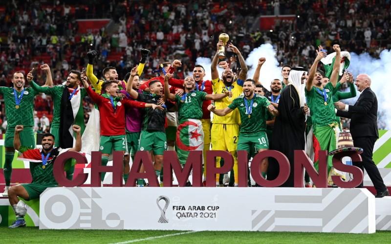 عقب فوز منتخب بلاده بكأس العرب.. تبون: "الله يفرحكم كما فرحتونا"