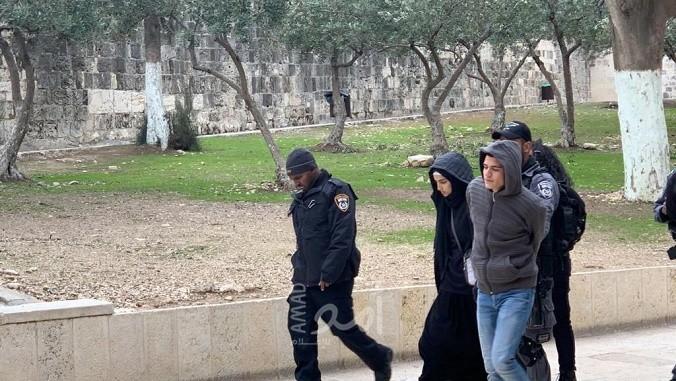 صور .. القدس: شرطة الاحتلال تعتقل فتاه و 4 شبان فلسطينيين