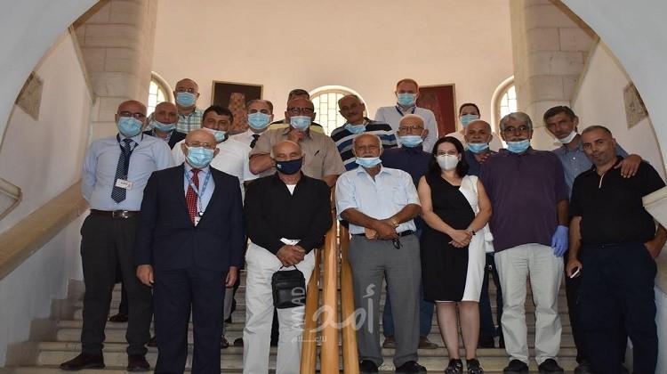 نمور يطالب بتوحيد الجهود وتشكيل لجنة وطنية مساندة لشبكة المستشفيات