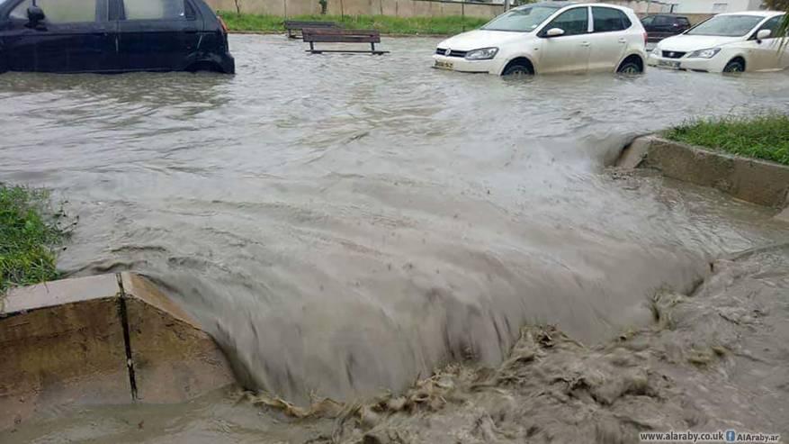 مصرع 5 أشخاص في فيضانات غربي الجزائر