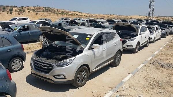 سلطات الاحتلال تسمح بإدخال 35 مركبة جديدة إلى غزة