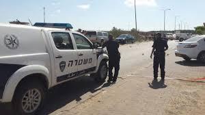 إسرائيلي يعتدي على شاب فلسطيني في نتانيا