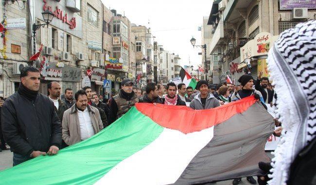 فصائل محافظة الخليل تستنكر ما تنظمه المدارس من أنشطة  "اللاصفية" وتطالب بوقفها