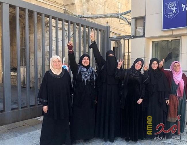 الإفراج عن 7 مقدسيات بشرط الإبعاد عن الأقصى