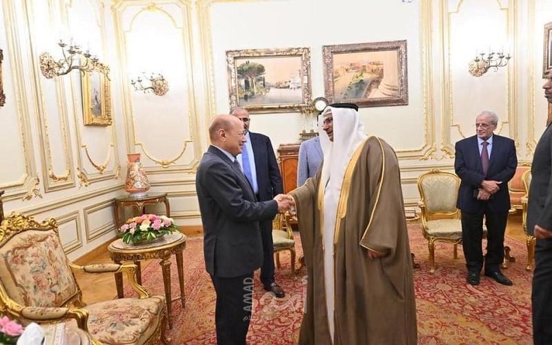 رئيس مجلس القيادة الرئاسي اليمني يؤكد أهمية دور البرلمان العربي في دعم اليمن ومؤسساته الشرعية