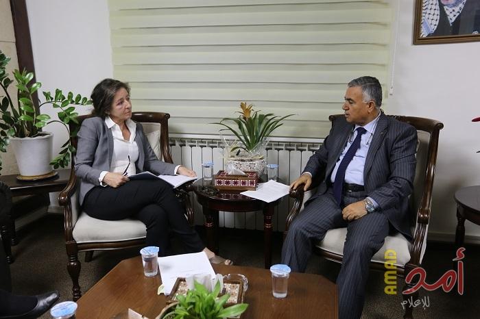 الأعرج يبحث مع ممثلة الدنمارك لدى فلسطين استمرار دعم قطاع الحكم المحلي